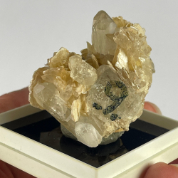 Muscovite mica, Brazil