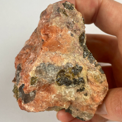 Uranopyrochlore, Canada