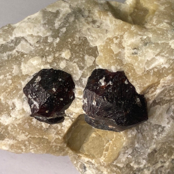 Almandine garnet, Democratic of Congo