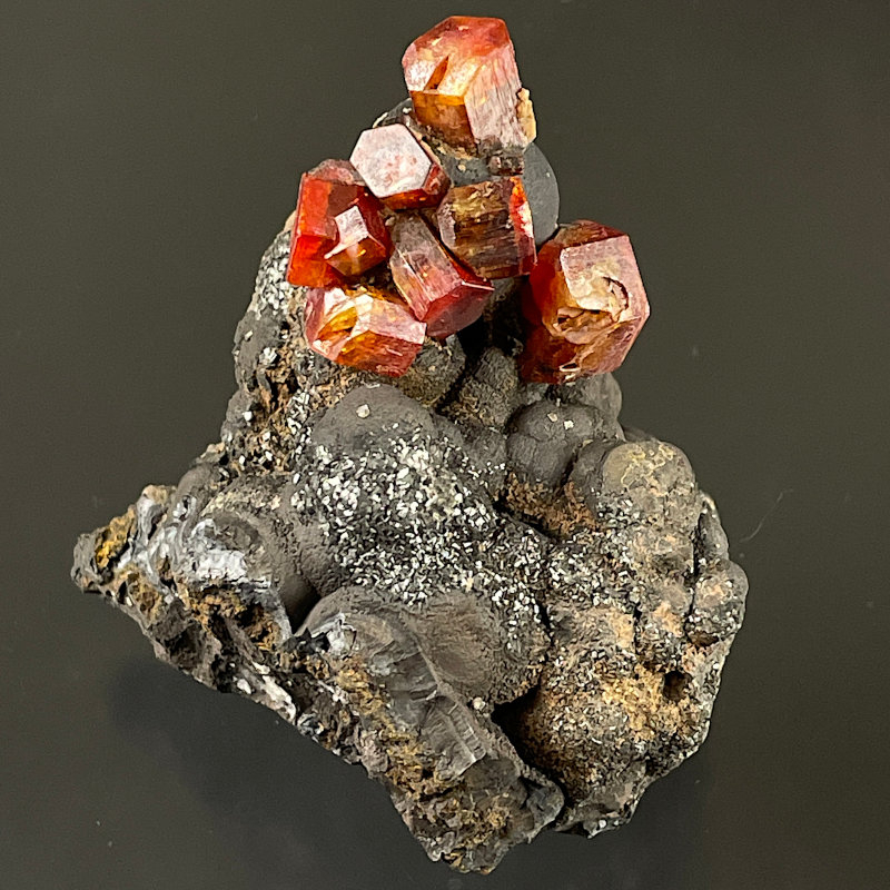 Vanadinite sur Goethite, Maroc