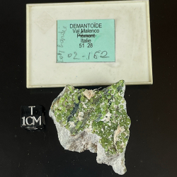 Demantoid garnet, Italy