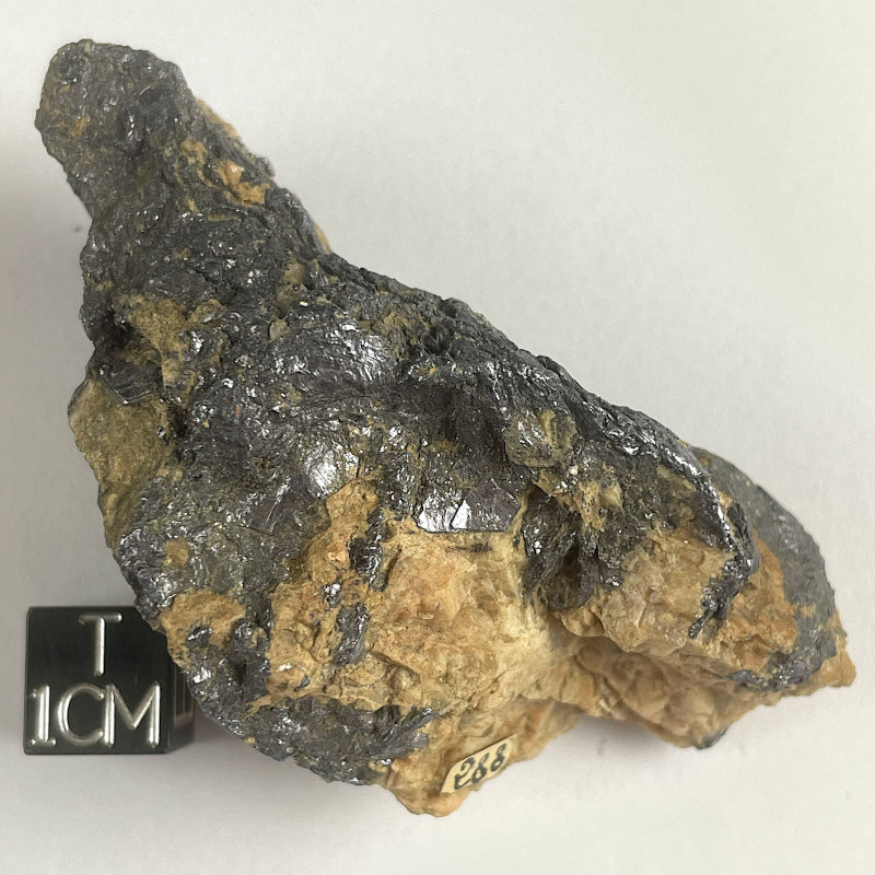 Molybdenite, Cameroon