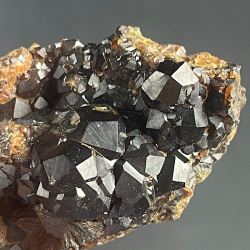 Grenat Andradite, Grèce