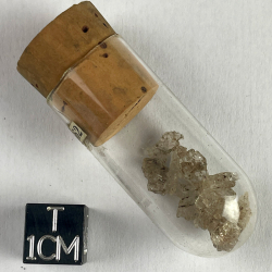 Pétalite, Italie