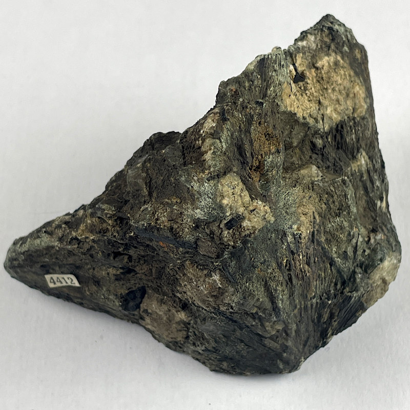 Ramsayite and Aegyrine, Russia
