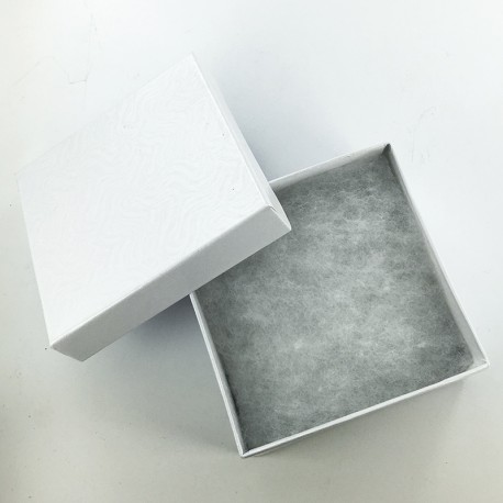 Boîte carton blanche