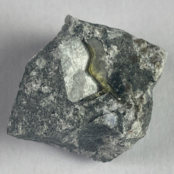 Narsarsukite, Canada