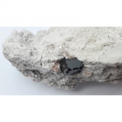 Bixbyite and Topaze