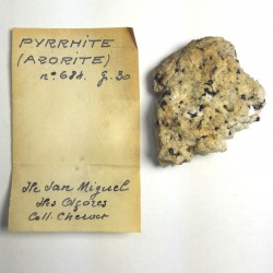 Pyrrhite
