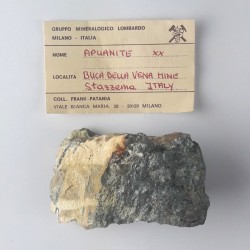 Apuanite