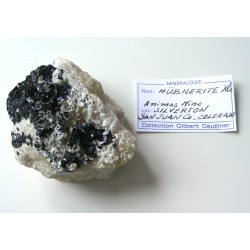 Hubnerite