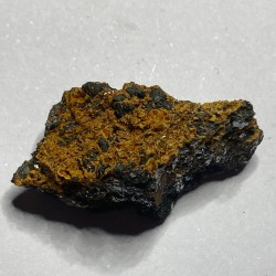 Karibibite, Schneiderhohnite et Löllingite