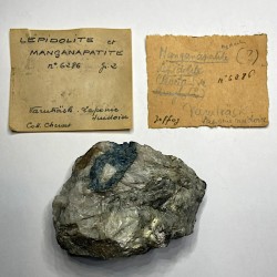 Manganapatite