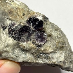 Manganapatite