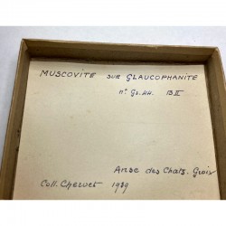 Muscovite on Glaucophane