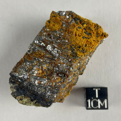 Karibibite, Schneiderhohnite and Löllingite, Brazil
