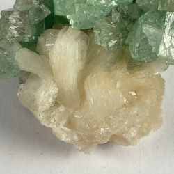 Apophillite and Stilbite, Poona, India. 