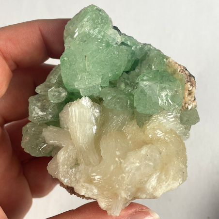 Apophillite and Stilbite, Poona, India. 