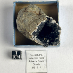 Chalcedony, France