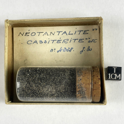Néotantalite et Cassitérite, Carrière de Beauvoir, France